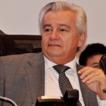 Arnaldo deseja o Governo